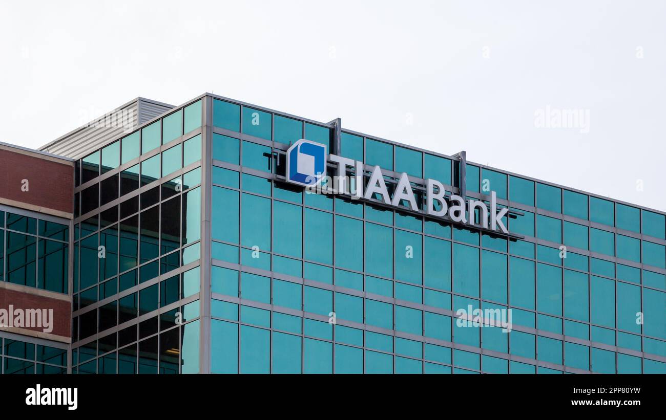 Tiaa Bank office building in Brentwood, MO, United States Stock Photo