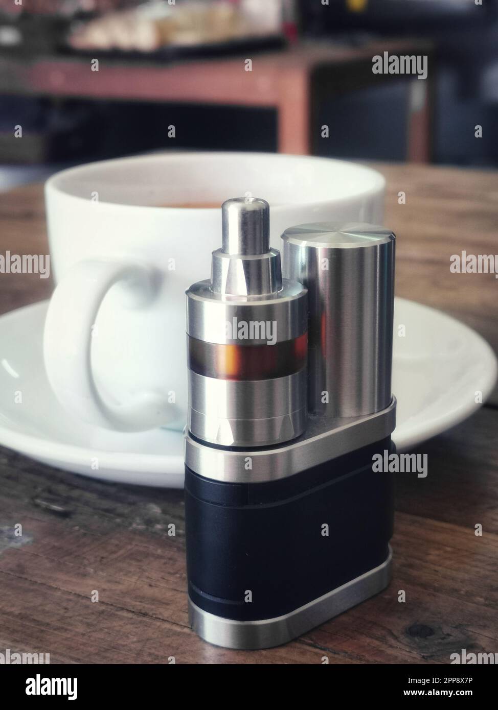 Vintage vape hi-res stock photography and images - Page 5