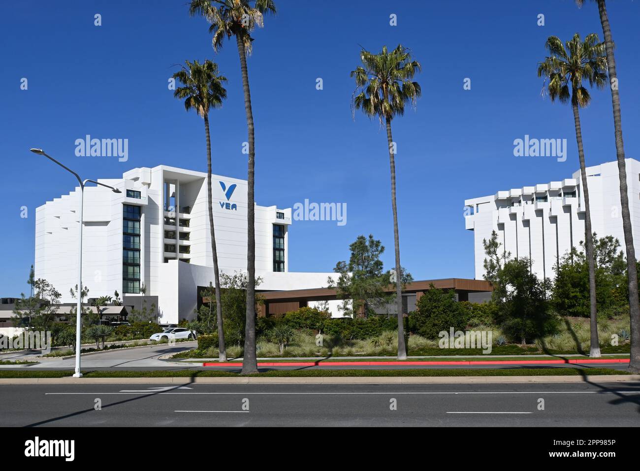 NEWPORT BEACH, CALIFORNIA - 22 APR 2023: VEA Newport Beach, A Marriott Resort and Spa, in Newport Center adjacent to Fashion Island Stock Photo