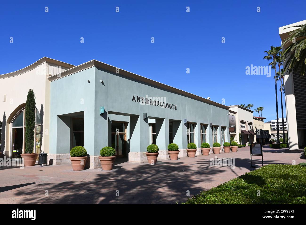 NEWPORT BEACH, CALIFORNIA - 22 APR 2023: Anthropologie, in Fashion Island, selling upscale boho-chic womenswear, shoes, accessories and home decor. Stock Photo
