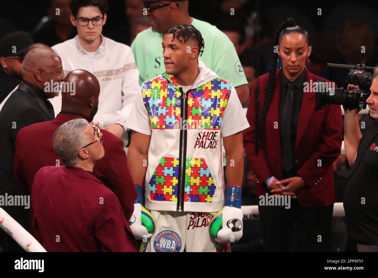 LAS VEGAS, NEVADA April 22 David Morrell Jr. prepares to fight
