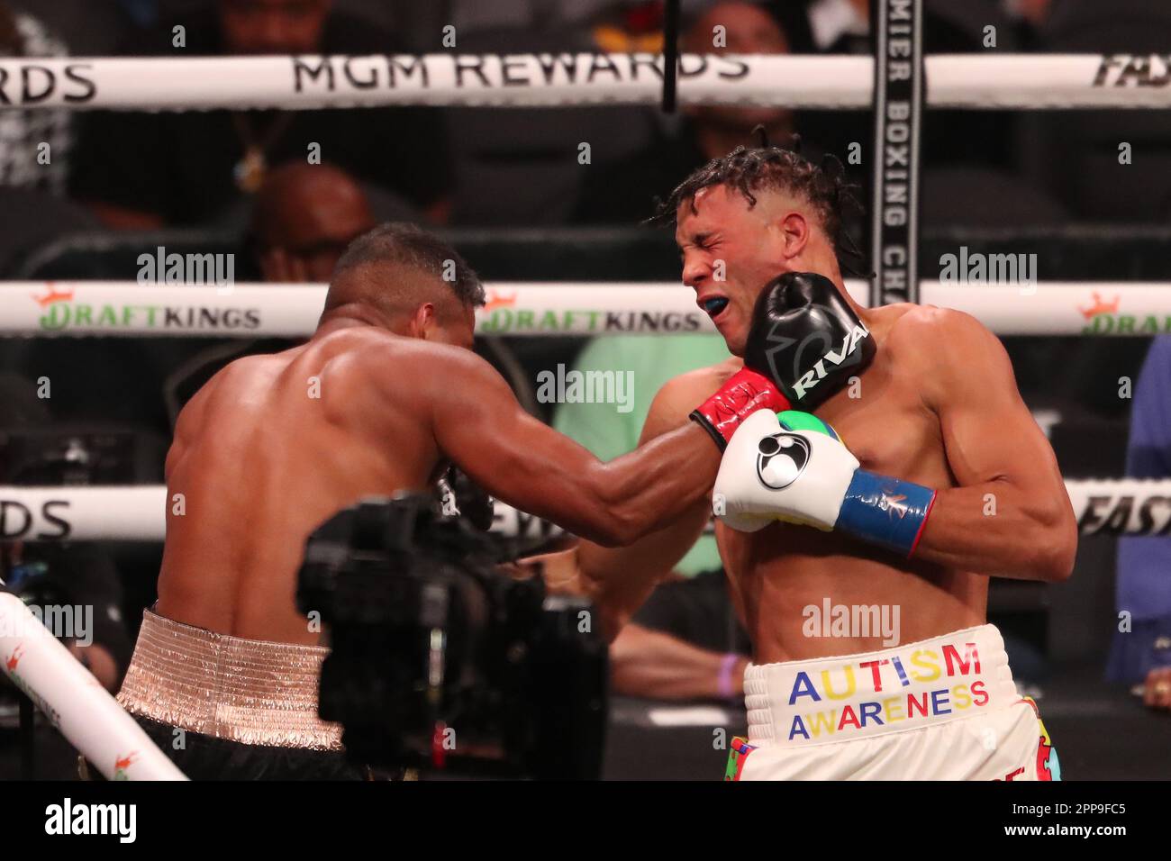 L r david morrell jr and yamaguchi falcao hires stock photography and