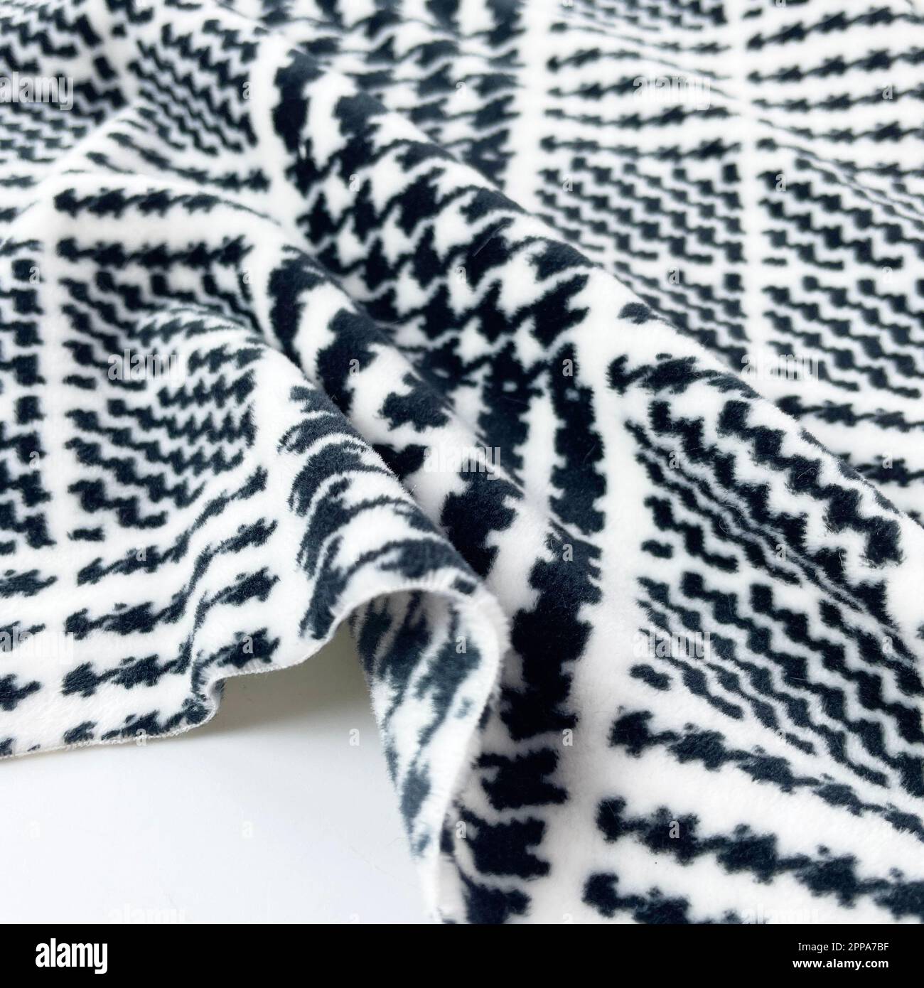 Black and white patterning hi-res stock photography and images - Alamy
