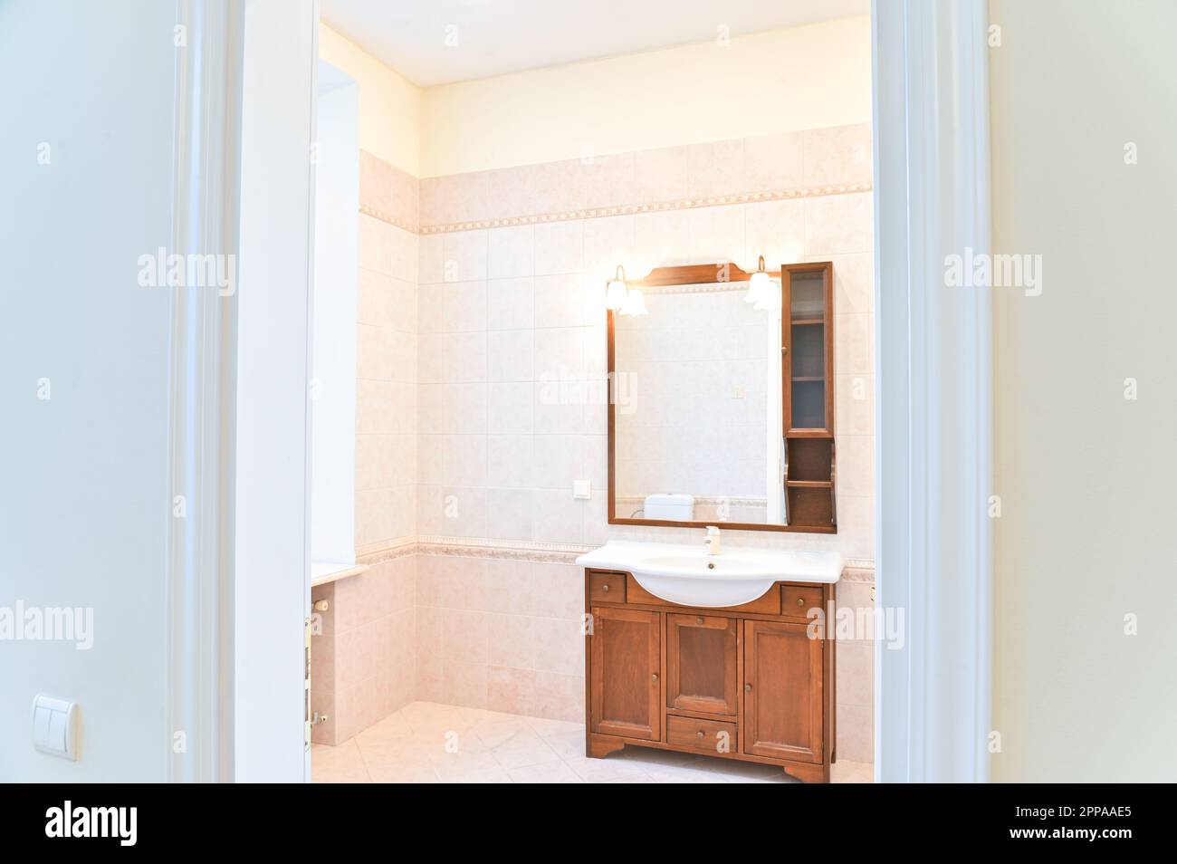 Entrance to the bathroom, door wide open Stock Photo Alamy