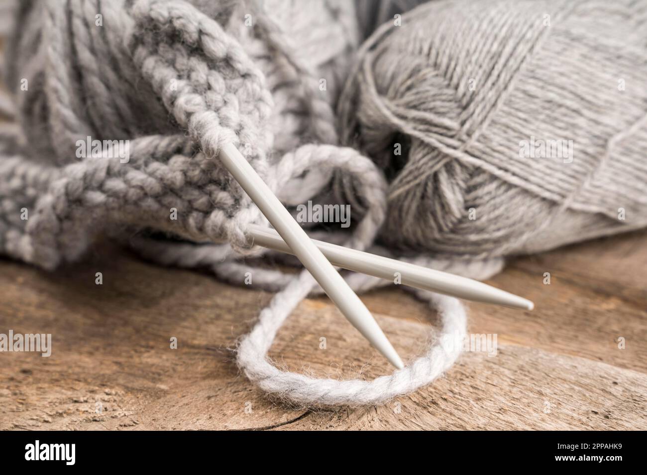 Crocheting needles hi-res stock photography and images - Alamy