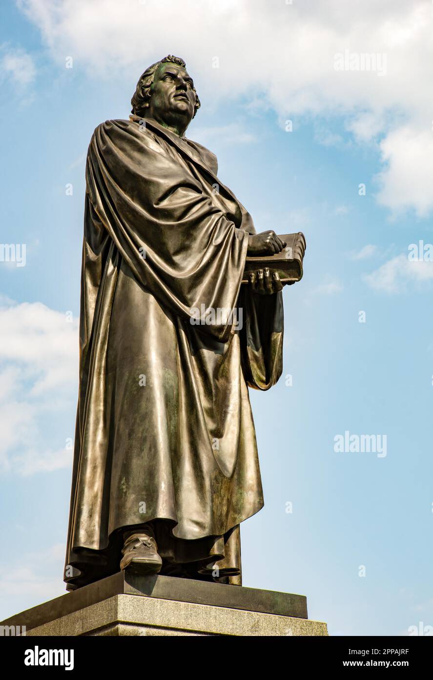 Luther statue book hi-res stock photography and images - Alamy