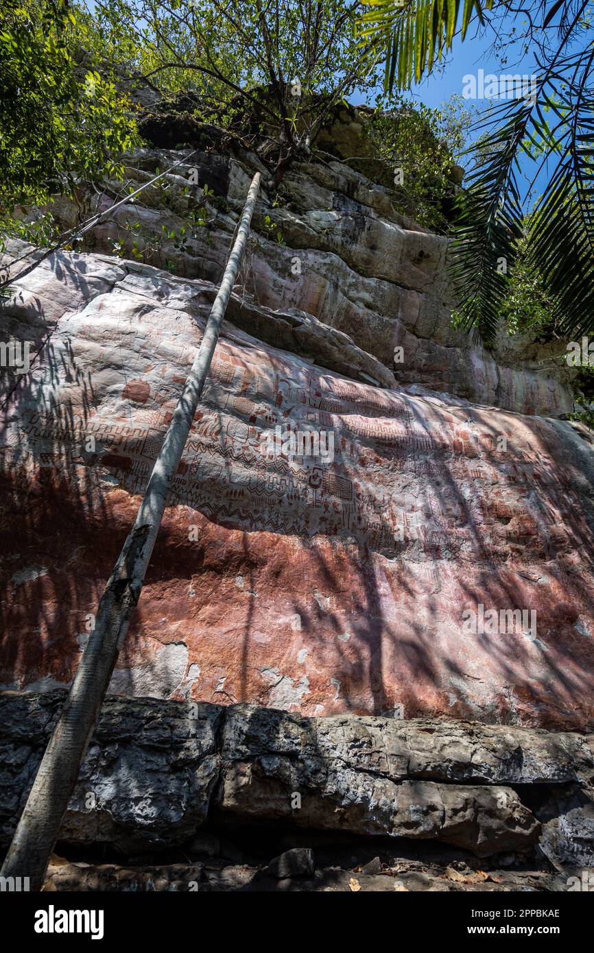 Rock paintings in Cerro Azul in the Chiribiquete National Park, a UNESCO world heritage site and an archeological jewel of Colombia, located in San Jo Stock Photo