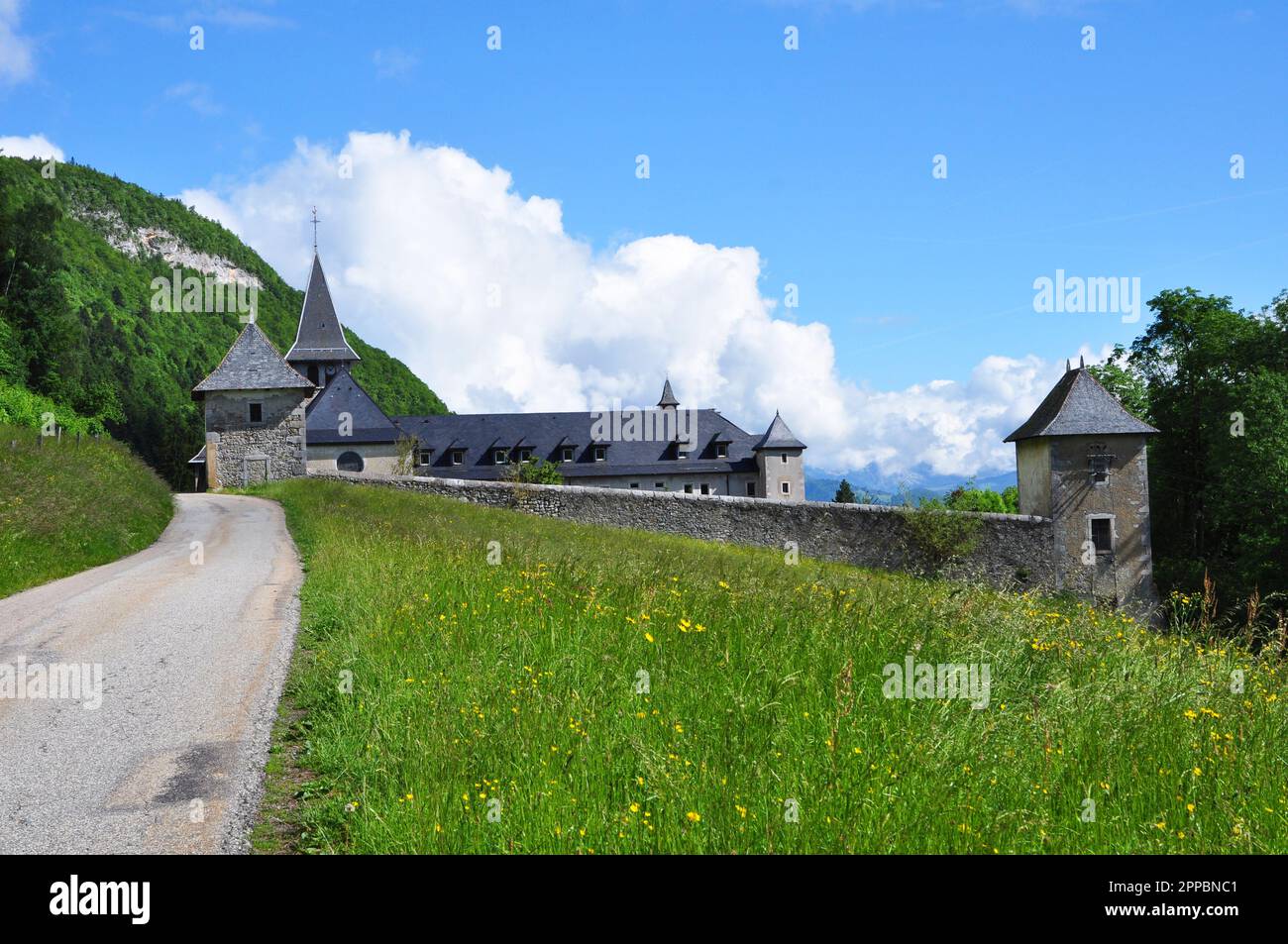 Tirage Albuminé Vintage France : Le Couvent Et Le Moulin De Tamié (Savoie), Circa 1888