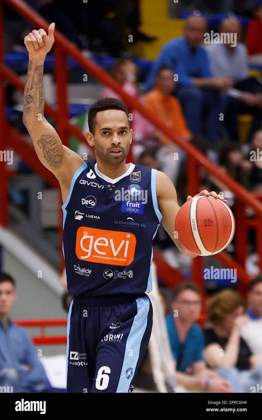 French Point Guard Signs with New Club After Monaco and Basketball Africa League Stint French Point Guard Signs with New Club After Monaco and Basketball Africa League Stint