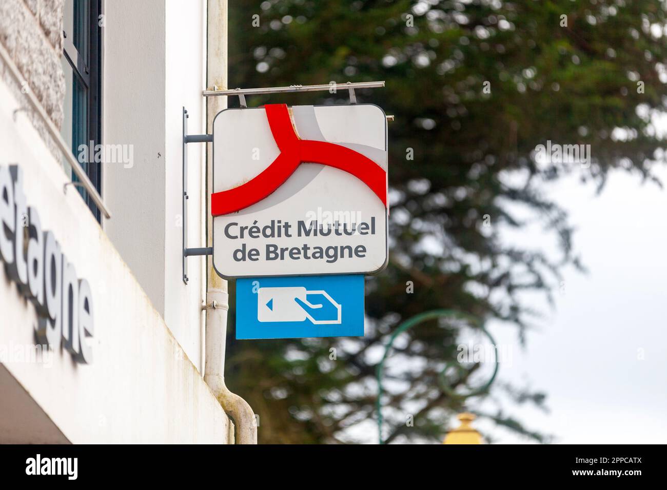 Bancassurance hi-res stock photography and images - Alamy