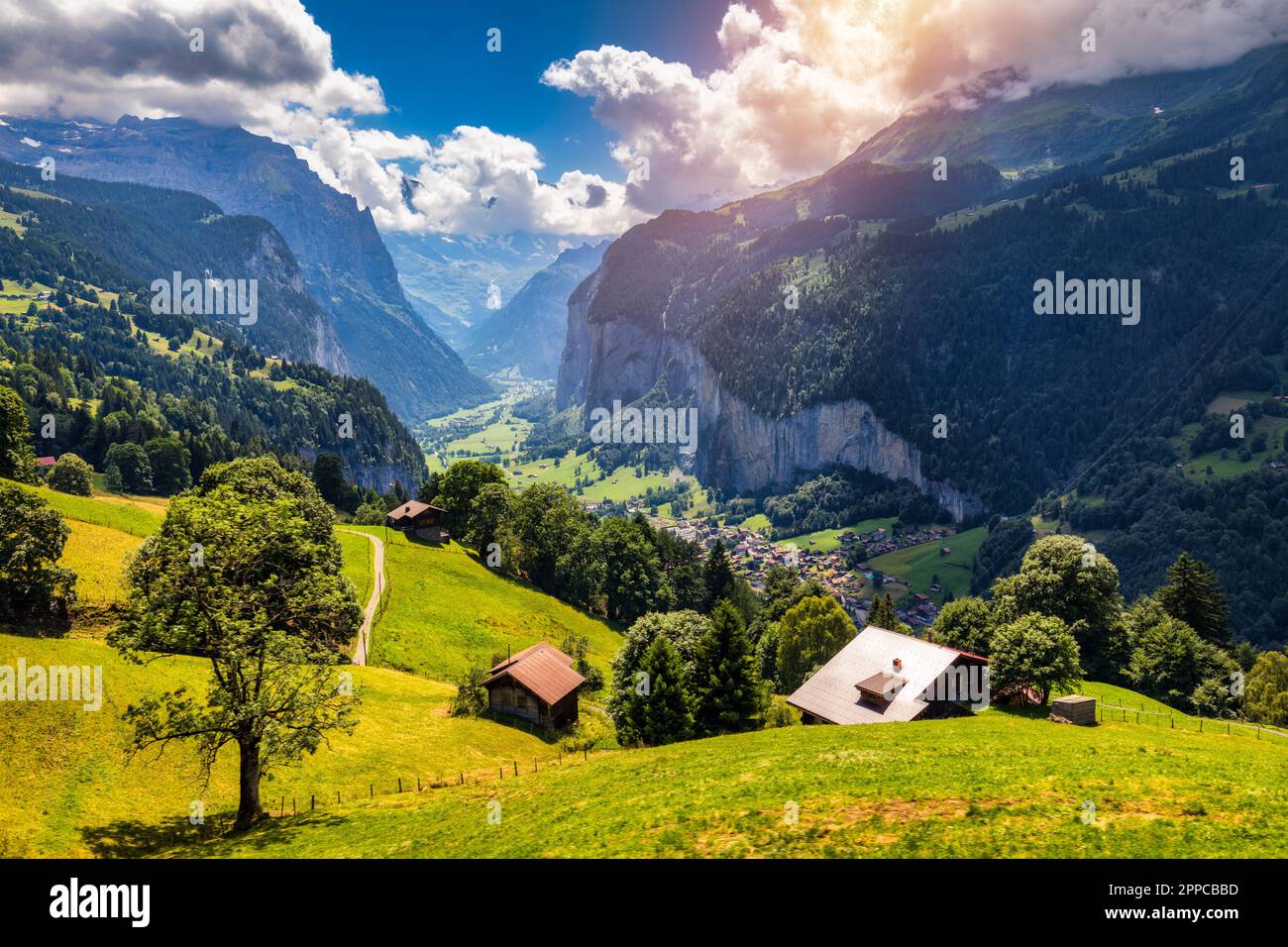 07937 Vogtlãƒândisches Oberland
