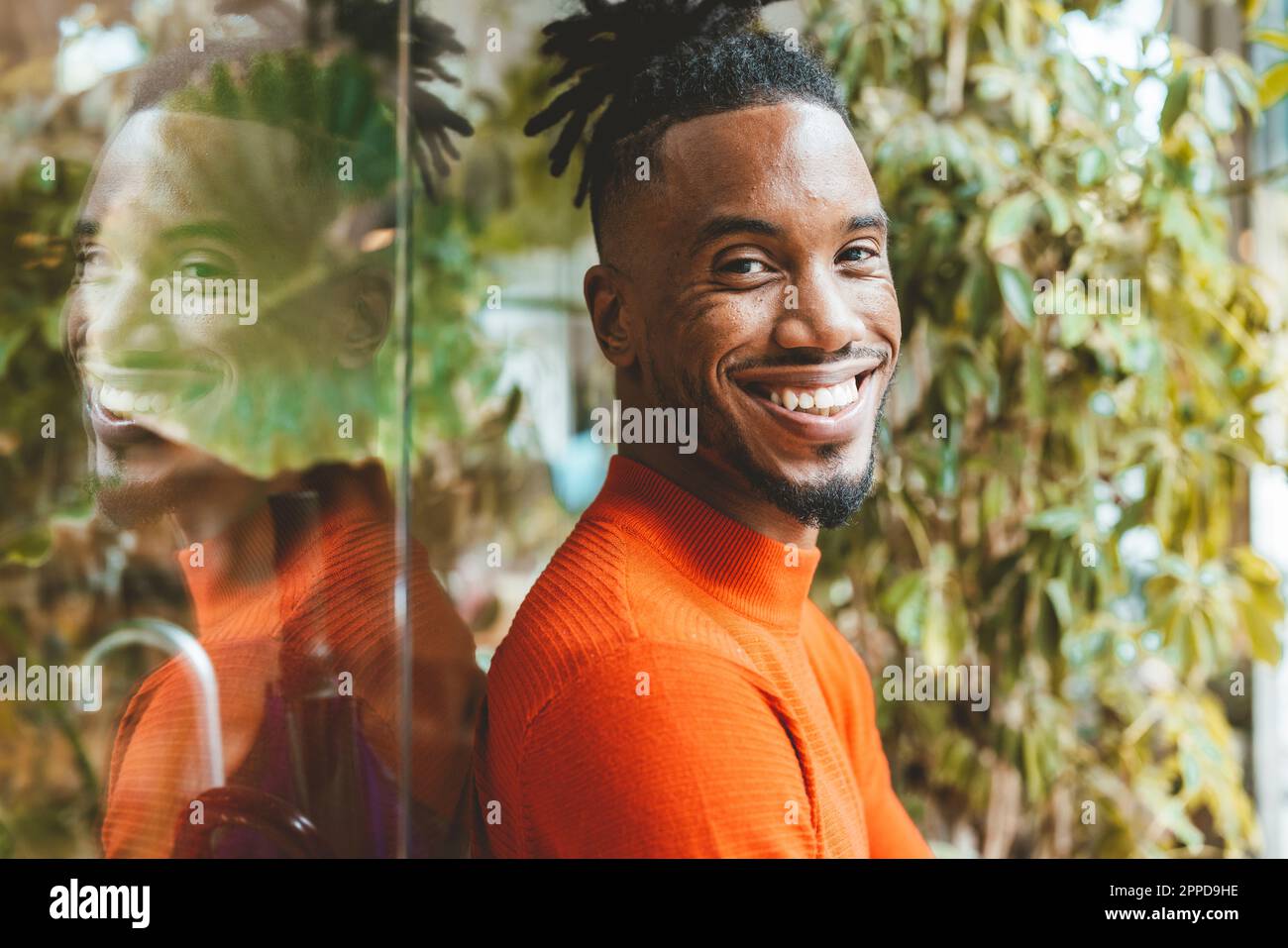 Man orange glass hi-res stock photography and images - Alamy