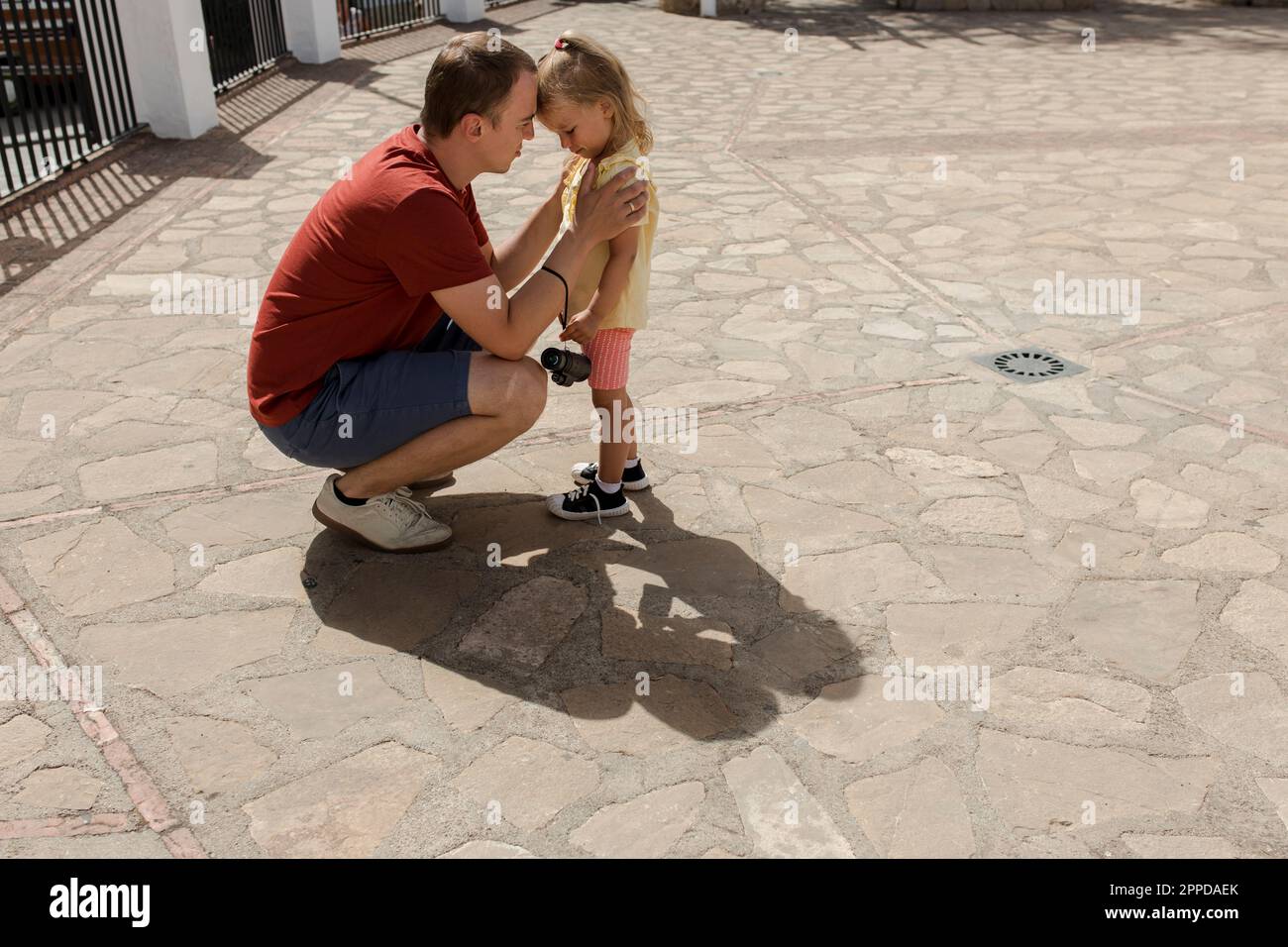 Father is consoling daughter hi-res stock photography and images - Alamy