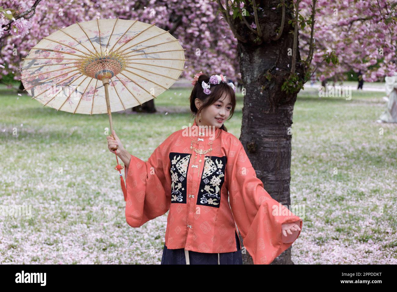 Sceaux, France. 23rd Apr, 2023. Shang-Si festival (traditional Chinese ...