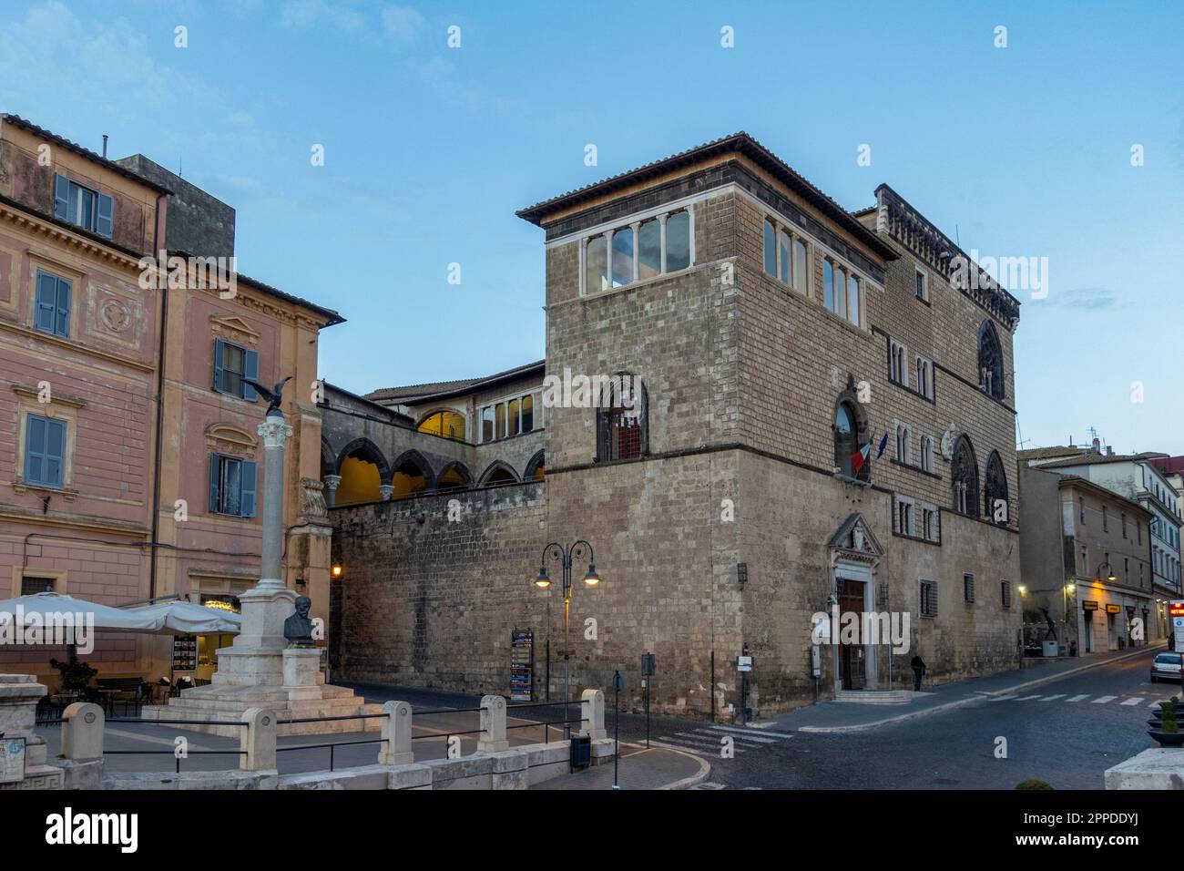 Italy, Lazio, Tarquinia, Monumento a Giuseppe Mazzini in front of Tarquinia National Museum Stock Photo
