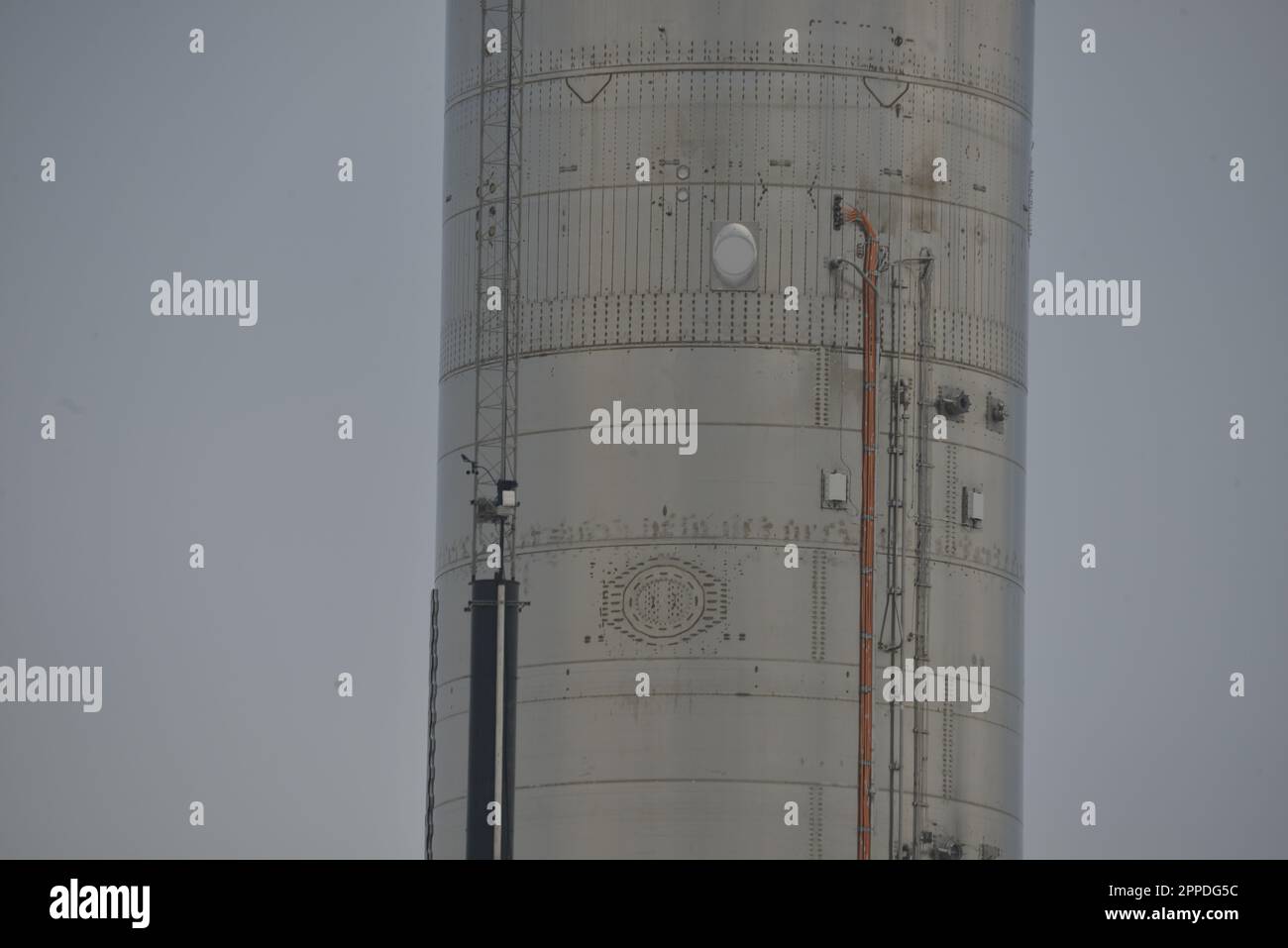 elon-musk-space-x-on-boca-chica-texas-rocket-launch-pad-stock-photo-alamy
