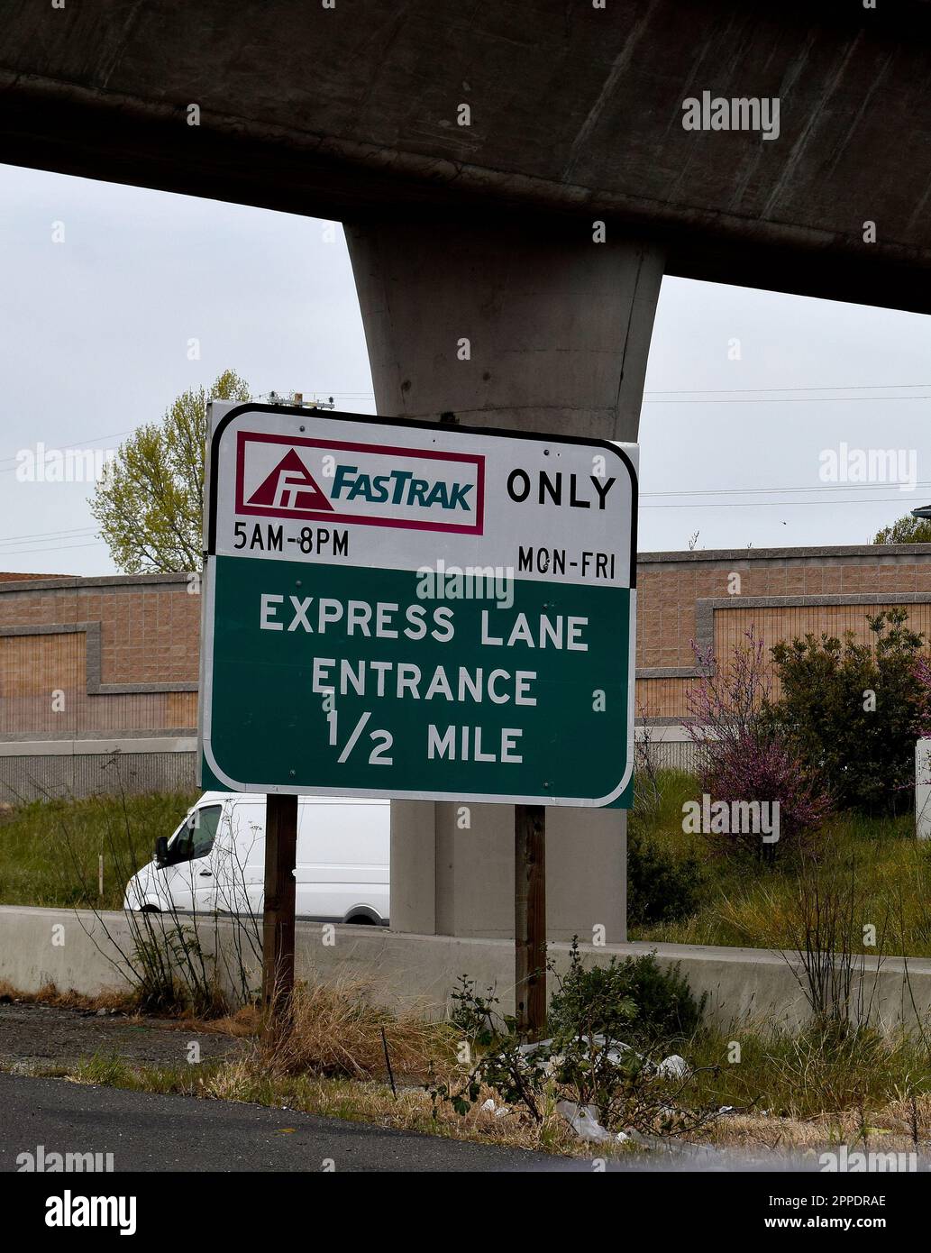 Fastrak Lane 2025 Nfl Malva Rozalin