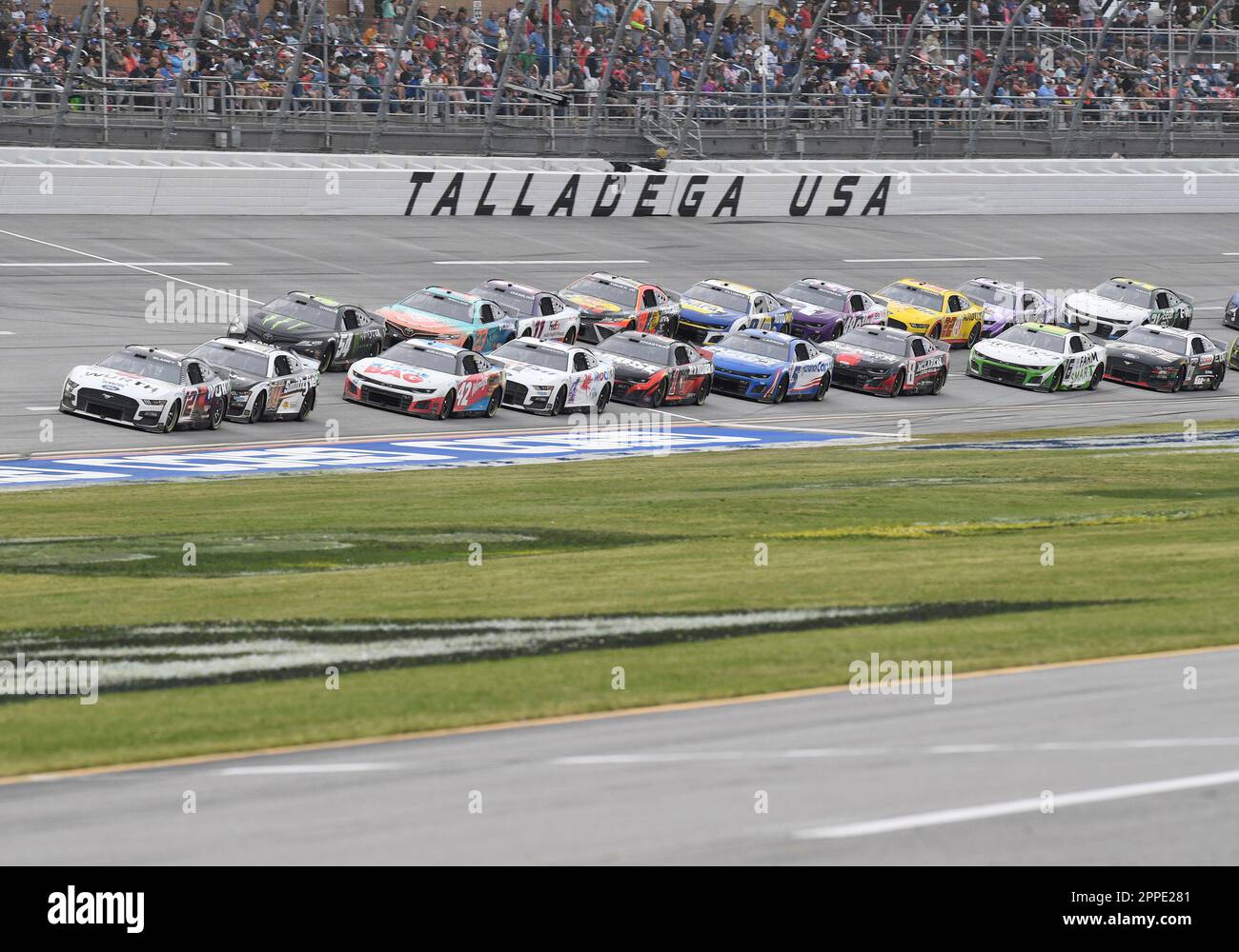TALLADEGA, AL APRIL 23 Ryan Blaney (12 Team Penske Wurth Ford