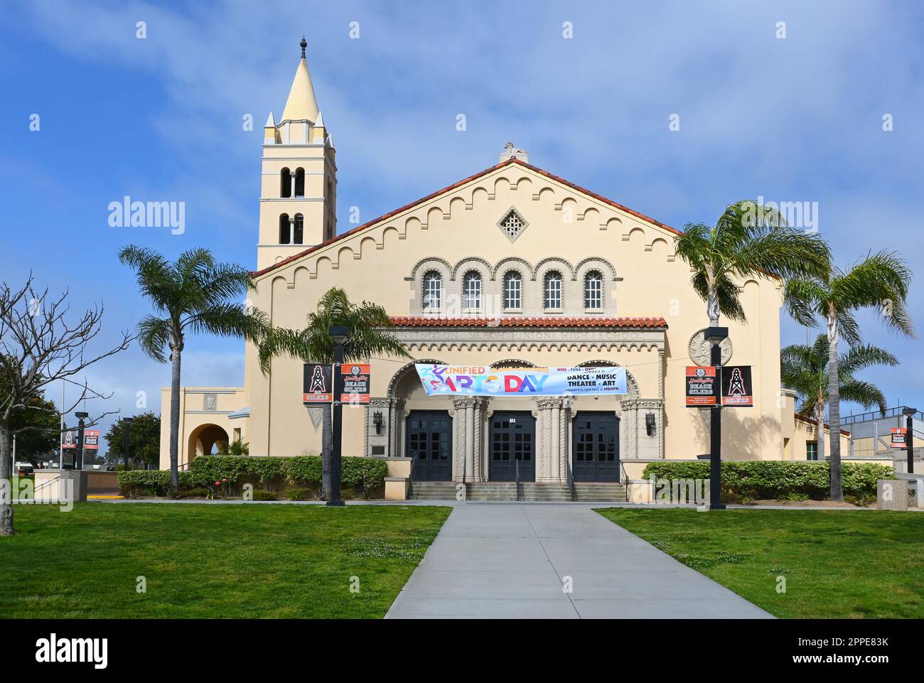 HUNTINGTON BEACH, CALIFORNIA - 23 APR 2023: Huntington Beach Union High ...