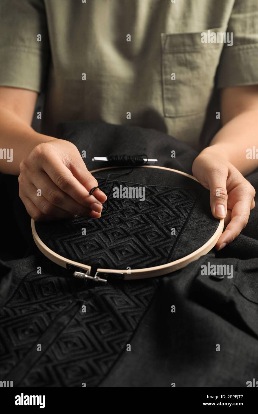 Black woman hands embroidering hires stock photography and images Alamy