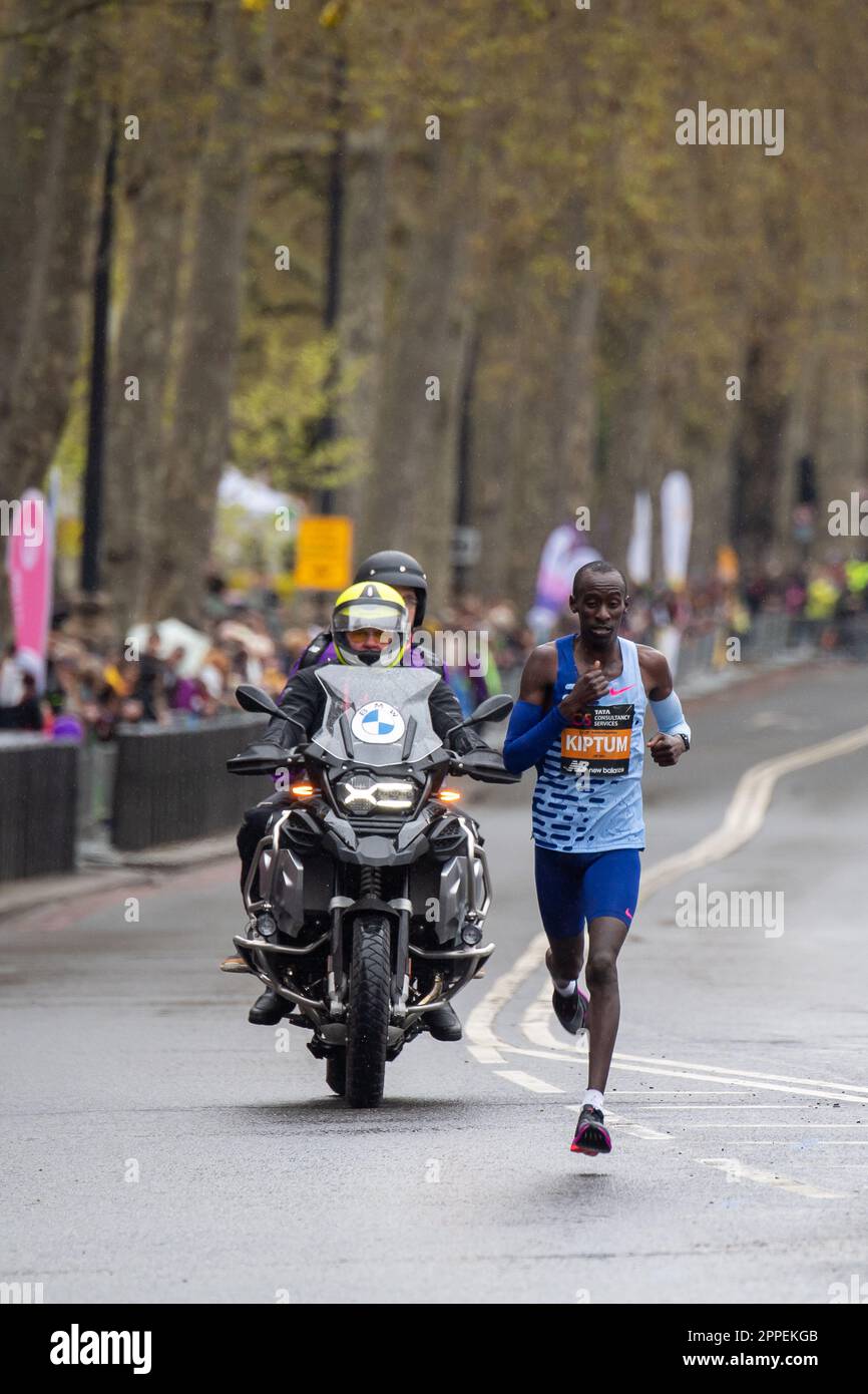 Westminster, London, UK. 23rd April, 2023. Kelvin Kiptum, Kenyan long-distance runner, winner of the mens London Marathon in the second fastest time ever. Thousands of people lined the route and cheered loudly when he ran through Westminster. Credit: Alamy Live News Stock Photo