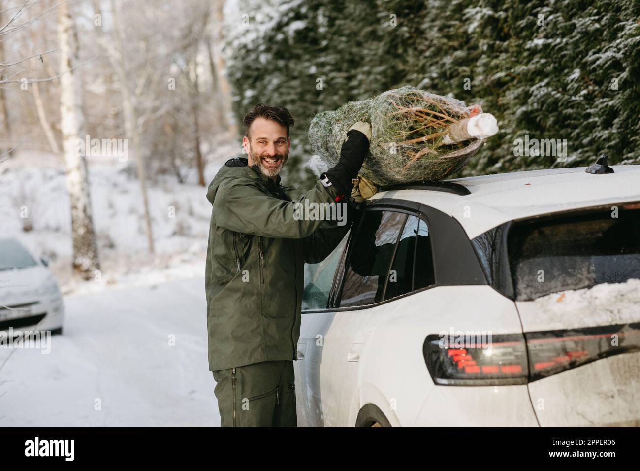Christmas tree car roof hires stock photography and images Alamy