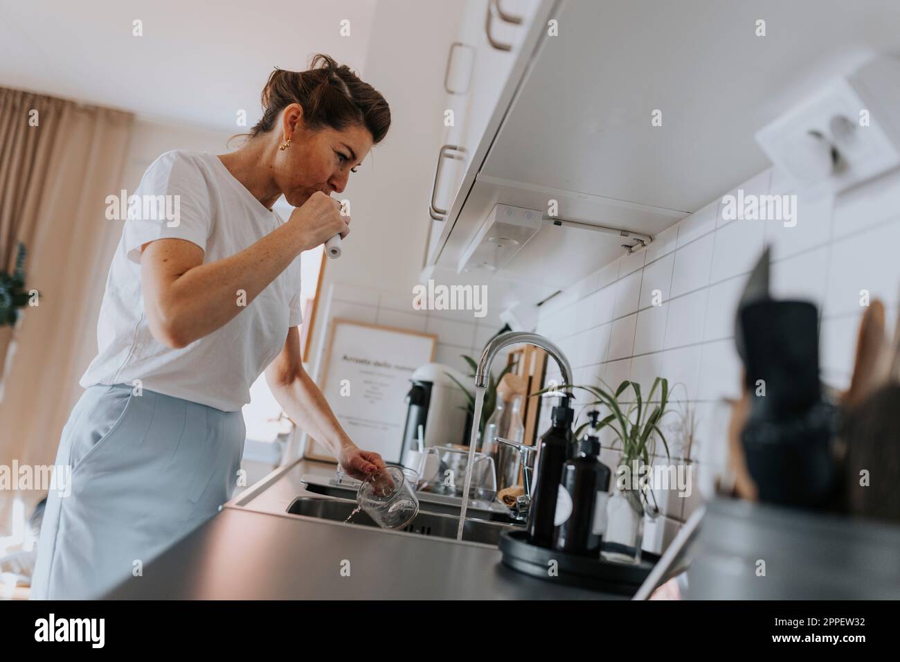 Brushing teeth at office hires stock photography and images Alamy