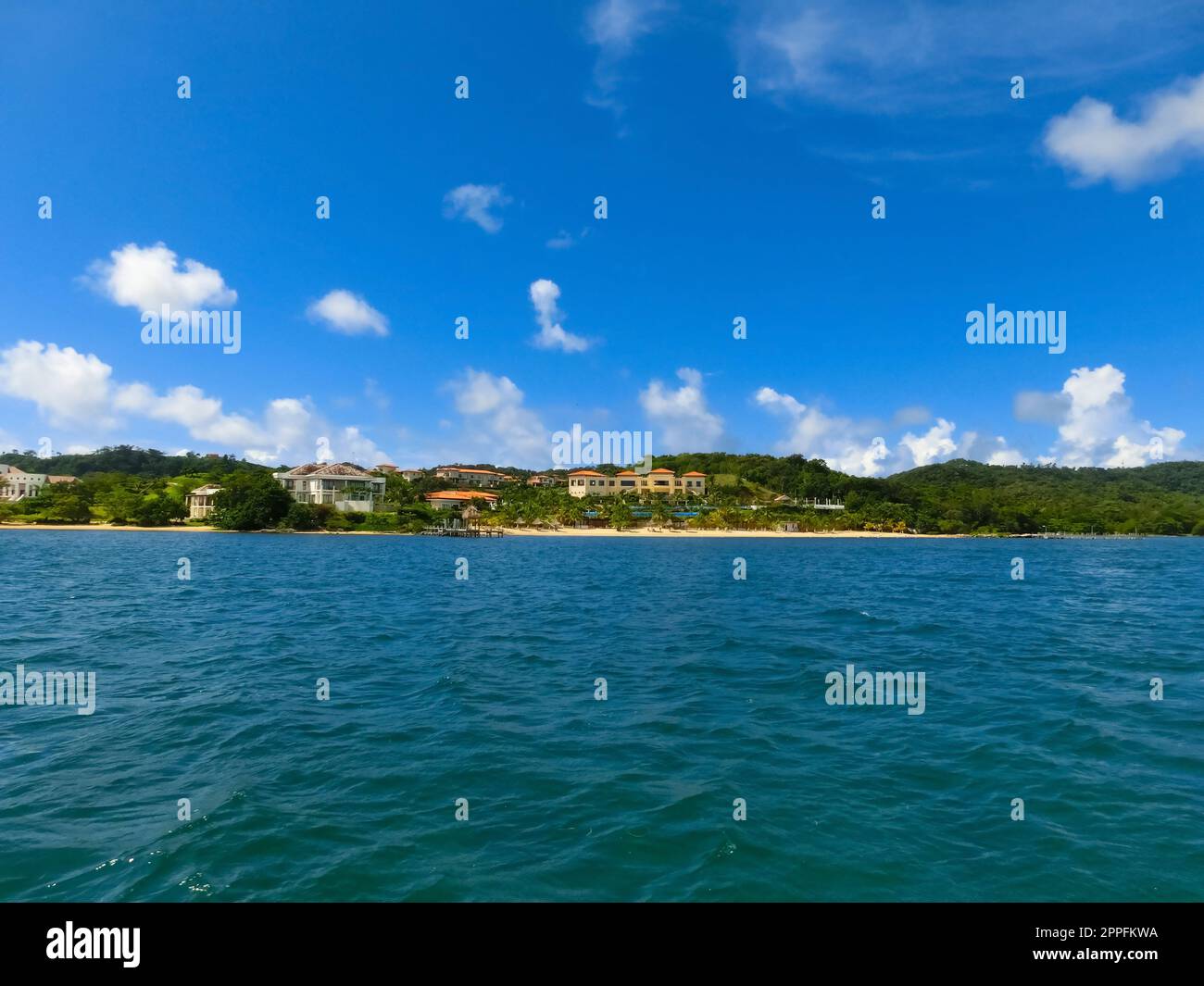 An aerial view of a tropical beach in Roatan Honduras Stock Photo - Alamy