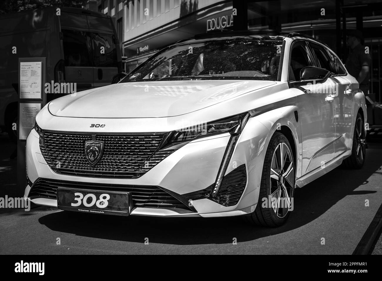 BERLIN - JUNE 18, 2022: Compact car Peugeot 308 SW. Black and white.  Classic Days Berlin Stock Photo - Alamy