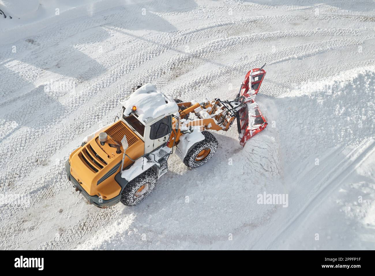 Snowblower Clearing Snow From The Roads Of Urban Stock Photo - Download  Image Now - Snowplow, Removing, Road - iStock