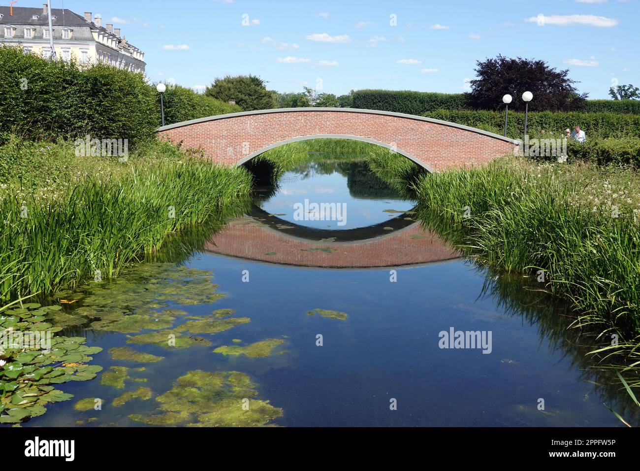 XMOLDNMS Silikon-Fondantform Feengarten - Mit Bogenbrücke & Bank Für Kuchen-Dekoration