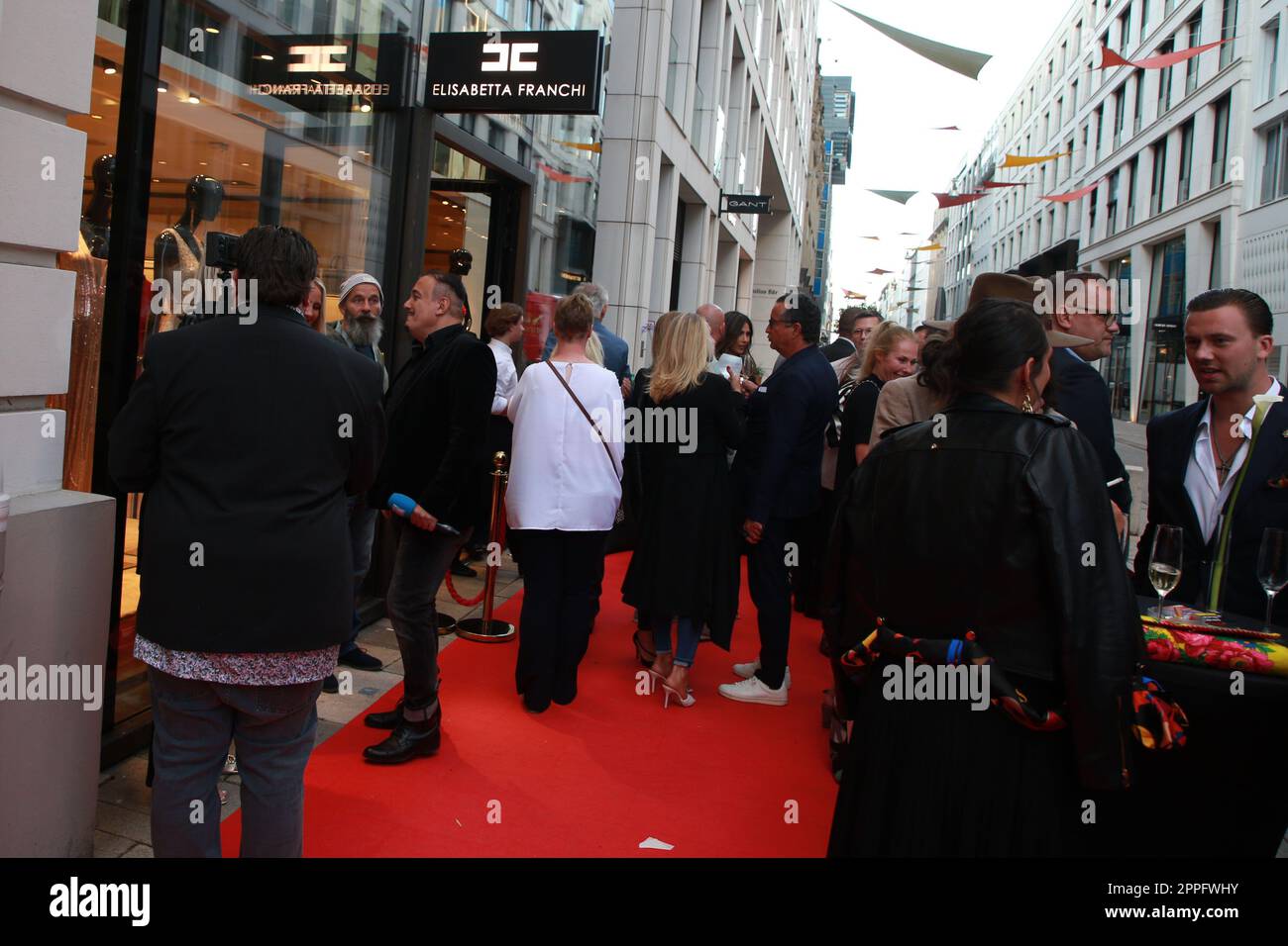 Opening of the monobrand store of the Italian designer 'Elisabetta Franchi' ,Neuer Wall Hamburg,14.07.2022 Stock Photo