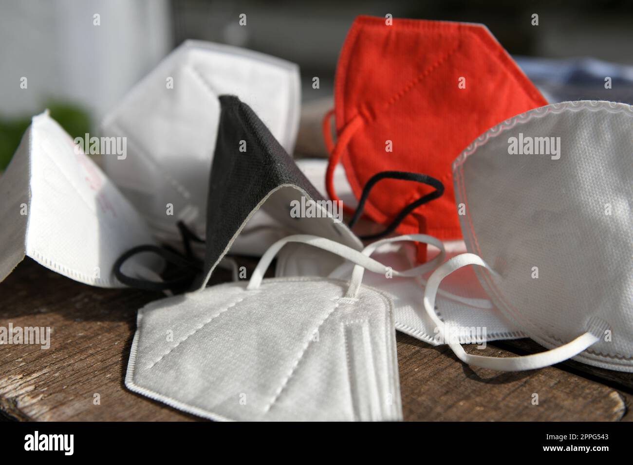 Mehrere Verschiedene Ffp2 Masken Several Different Ffp2 Masks Stock Mehrere Verschiedene Ffp2 Masken Several Different Ffp2 Masks Stock