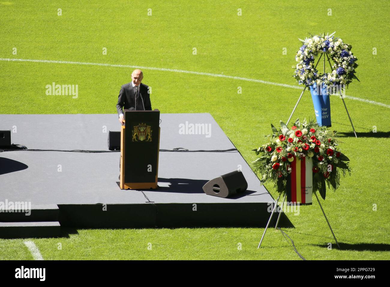 Bernd Neuendorf,funeral service Uwe Seeler,Volkasparkstadion,10.08.2022 Stock Photo