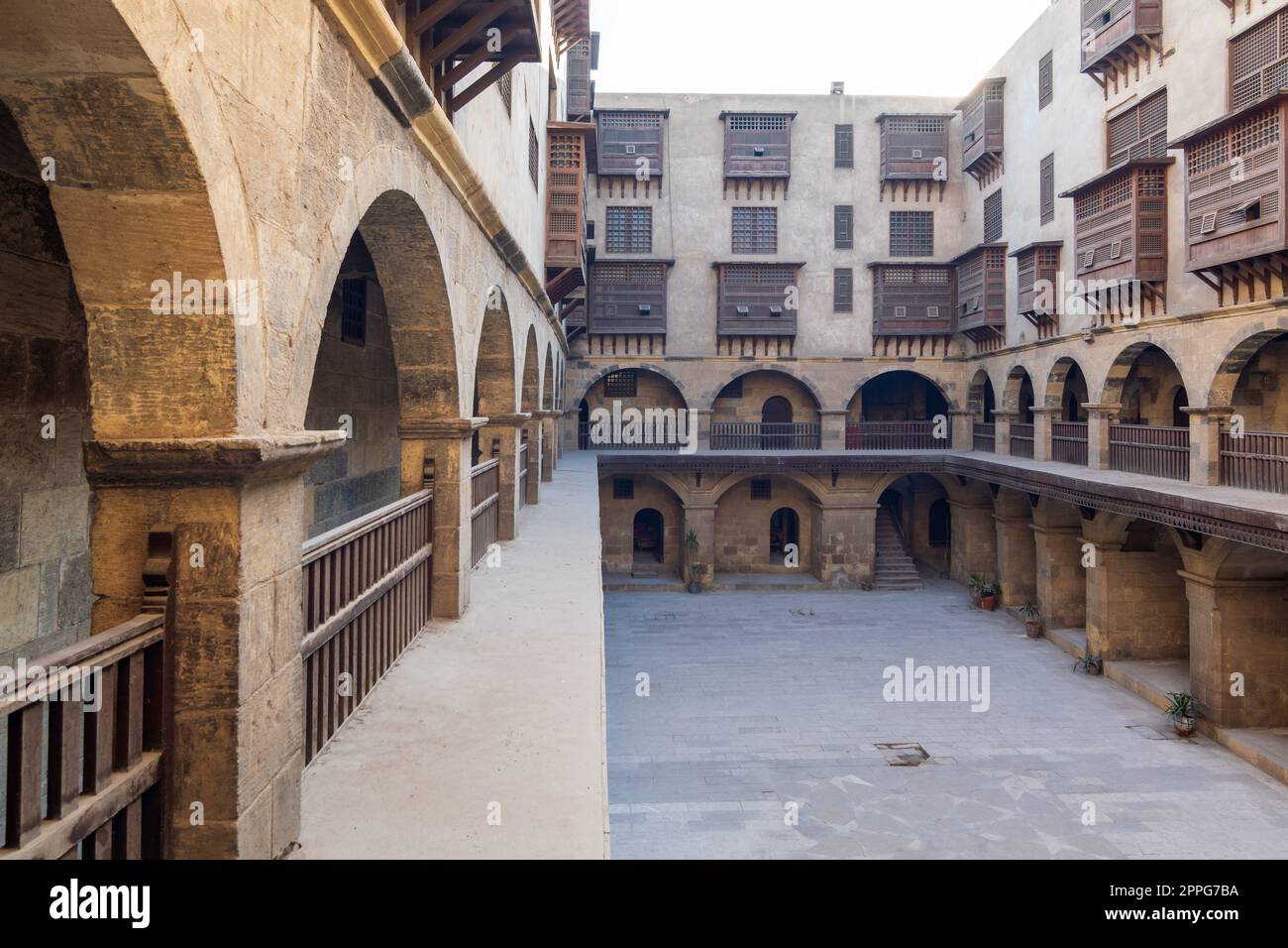 Courtyard of Caravanserai of Bazaraa, with arab oriel window, Cairo, Egypt Stock Photo