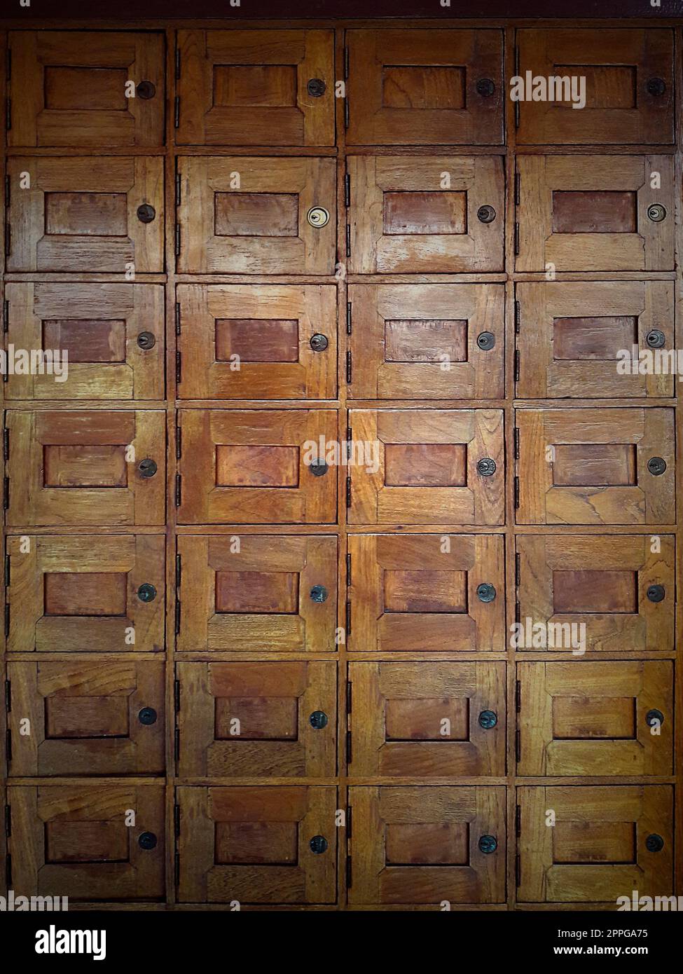 Antique cabinet label hi-res stock photography and images - Alamy