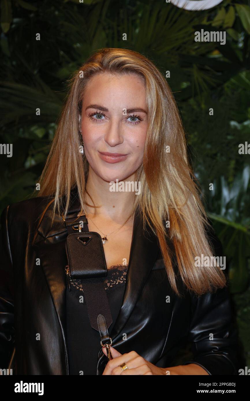 Kimberley Schulz,The Show 2022 Opening Party at Schuppen 52,Hamburg,01.