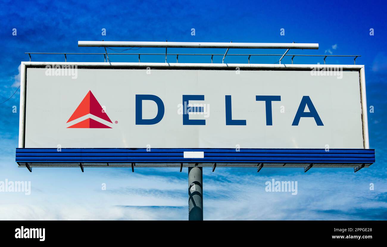 Advertisement billboard displaying logo of Delta Air Lines Stock Photo