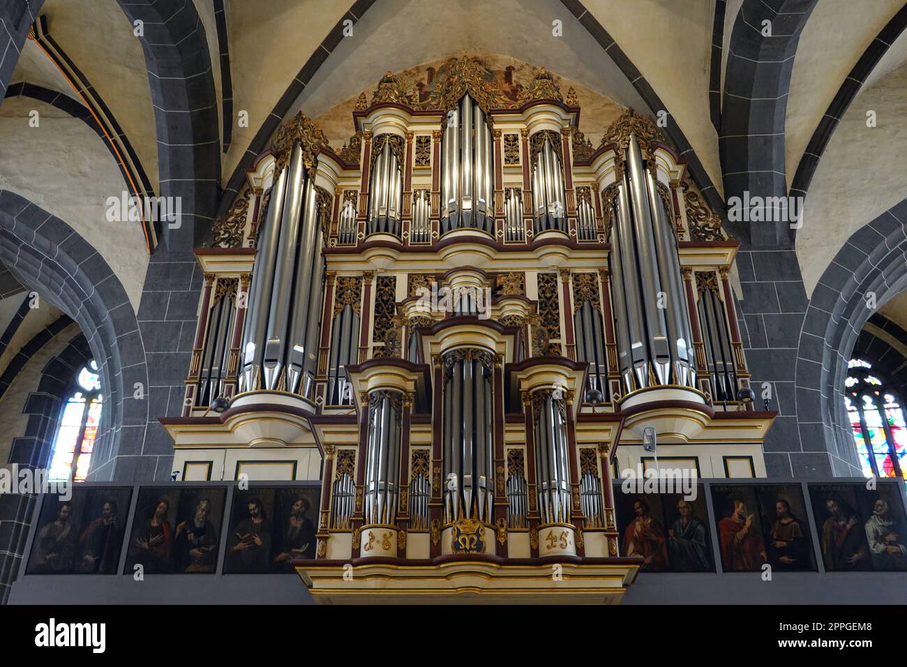 Innenansicht der evangelischen St. Blasius Kirche - Orgelprospekt, Niedersachsen, Deutschland, Hannoversch MÃ¼nden Stock Photo