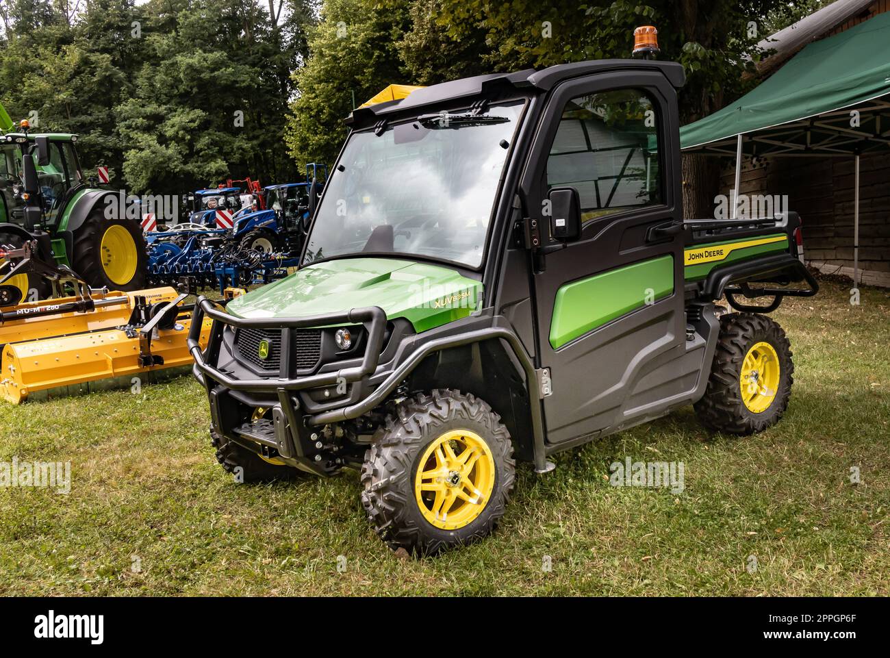 JOHN DEERE XUV 835M Stock Photo