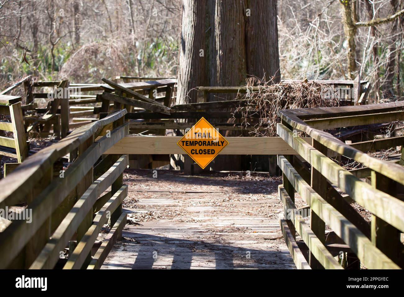 Trail Closed Sign Stock Photo - Alamy