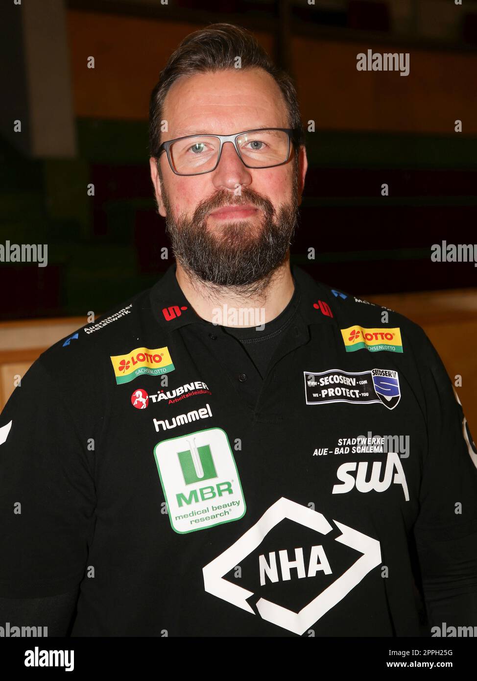 Cheftrainer Stephan Just (EHV Aue) Handball DHB 3. Liga Herren Ost Saison 2022-23 14.Spieltag SC Magdeburg II â€“ EHV Aue am 02.12.2022 in Magdeburg Stock Photo