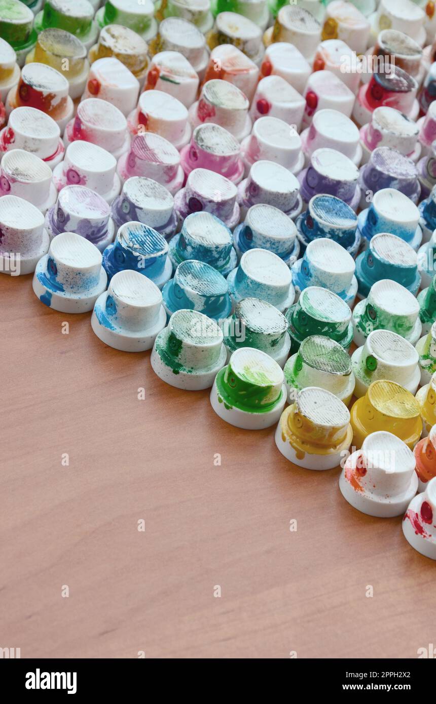 A pattern from a many nozzles from a paint sprayer for drawing graffiti