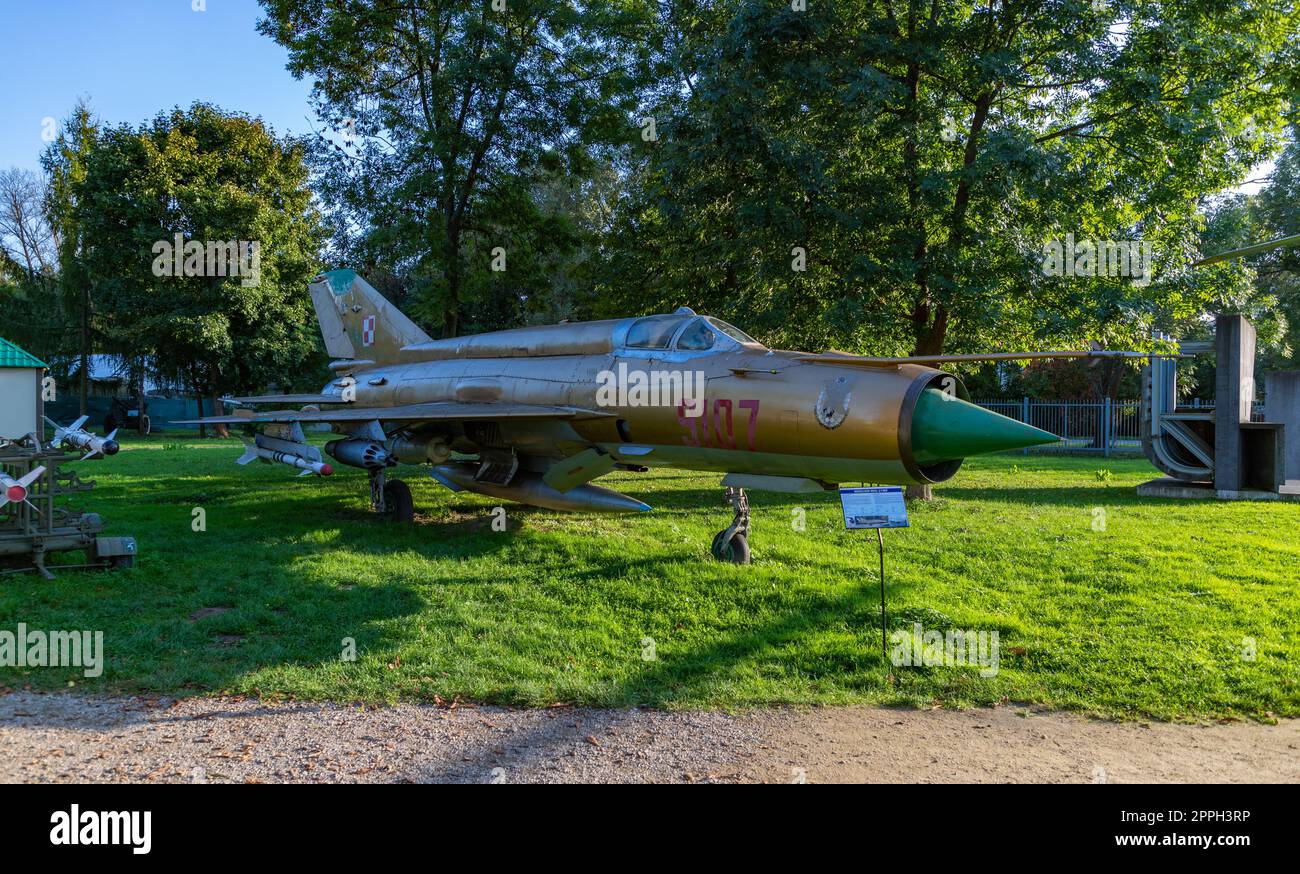 Mikoyan gurevich mig 21mf hires stock photography and images Alamy