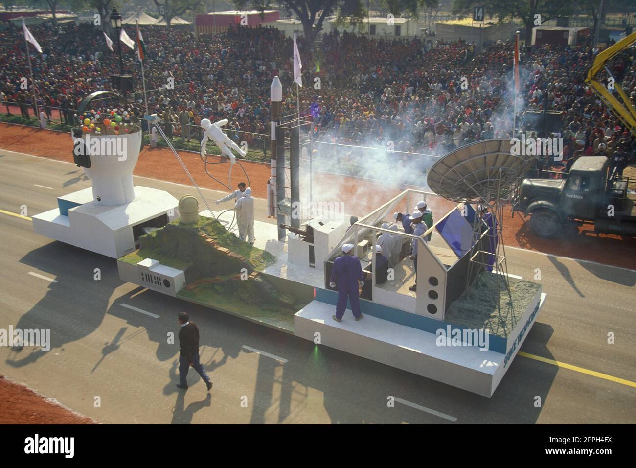 Indian space rocket hi-res stock photography and images - Alamy