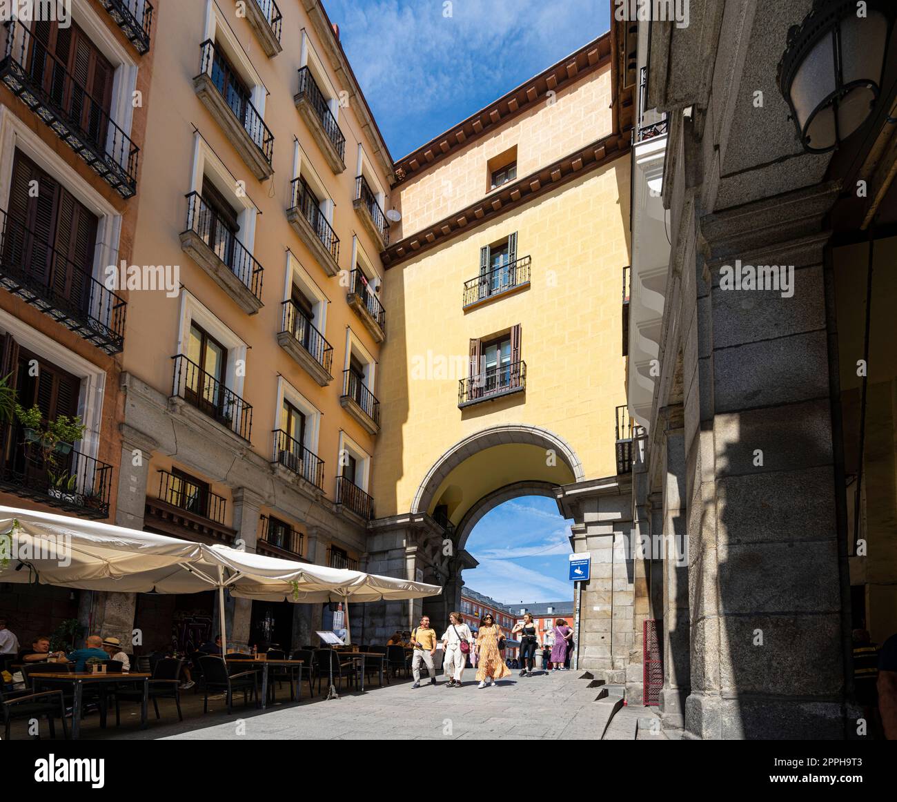 Calle de Toledo street in Madrid, Spain Stock Photo Alamy