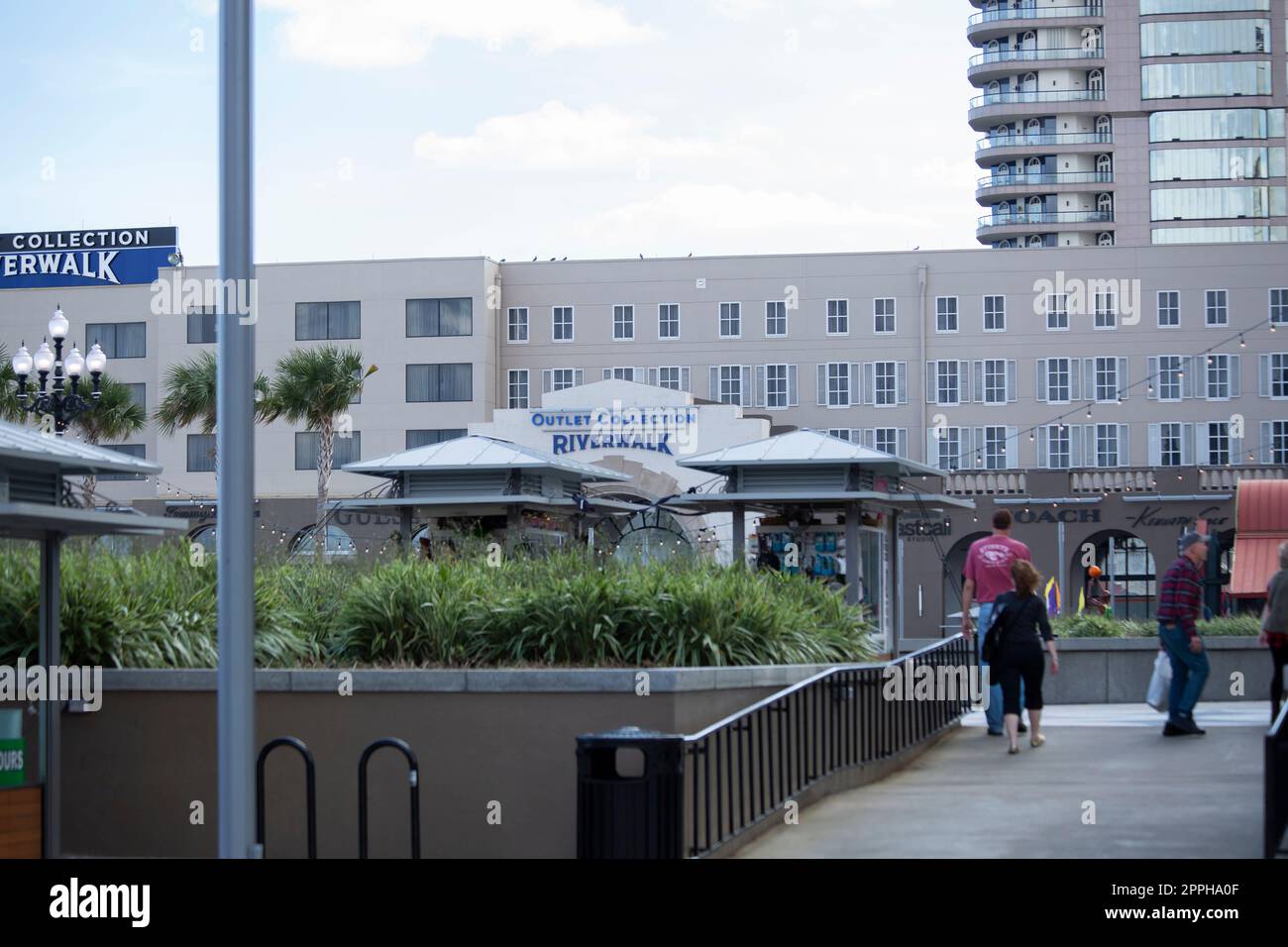 The Outlet Connection Riverwalk (New Orleans Stock Photo Alamy