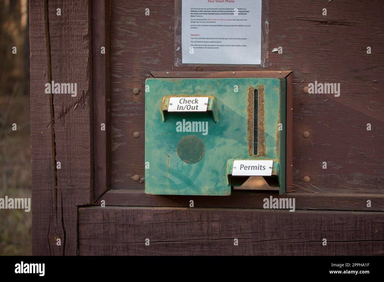 Check In/Check Out Area of a National Forest Stock Photo - Alamy