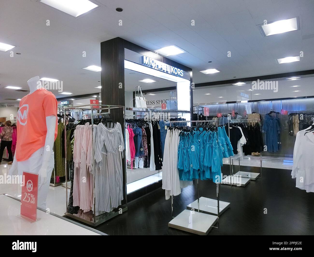 Miami Florida,Aventura Mall stores shoppers shopping fountain enclosed  complex inside interior Stock Photo - Alamy