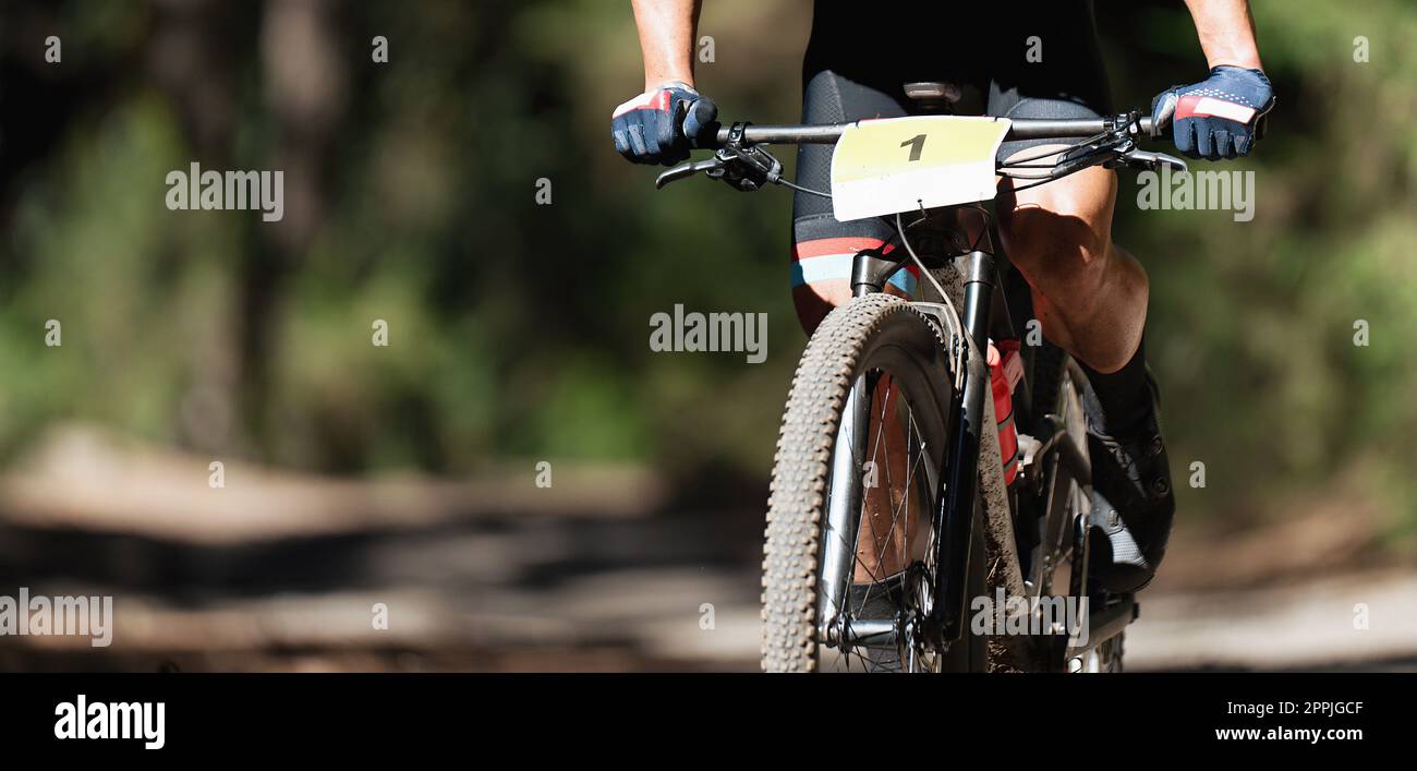 Mountain bike race start hi-res stock photography and images - Alamy
